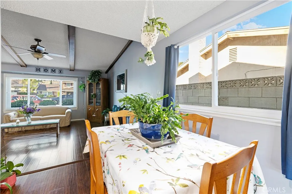 19648 Lonerock, Canyon Country, California 91351 home-pic-8